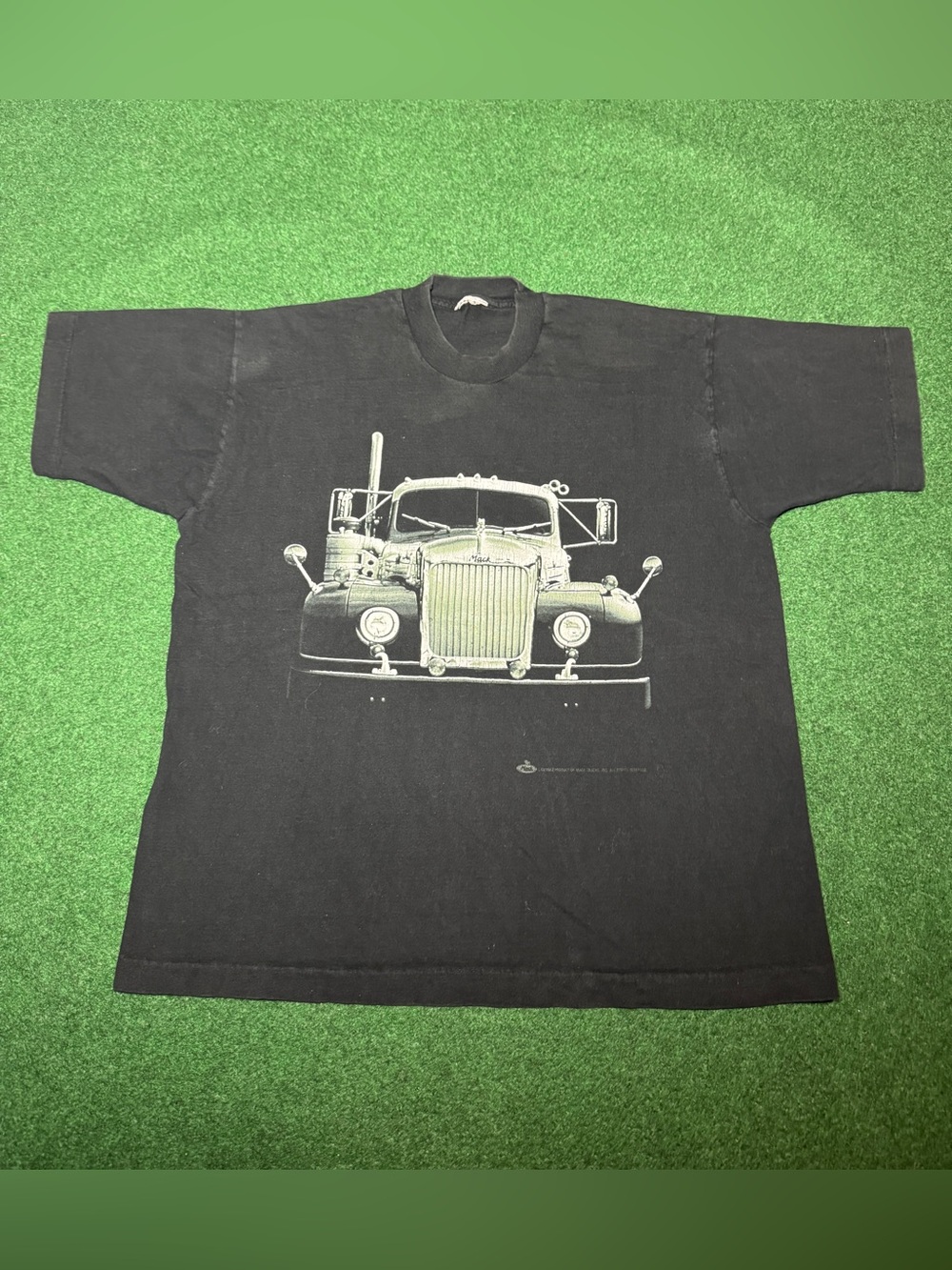 Mack Truck Vintage T Shirt 90s B61 Rig RARE 3D Trucker L/XL Shirt 23x28